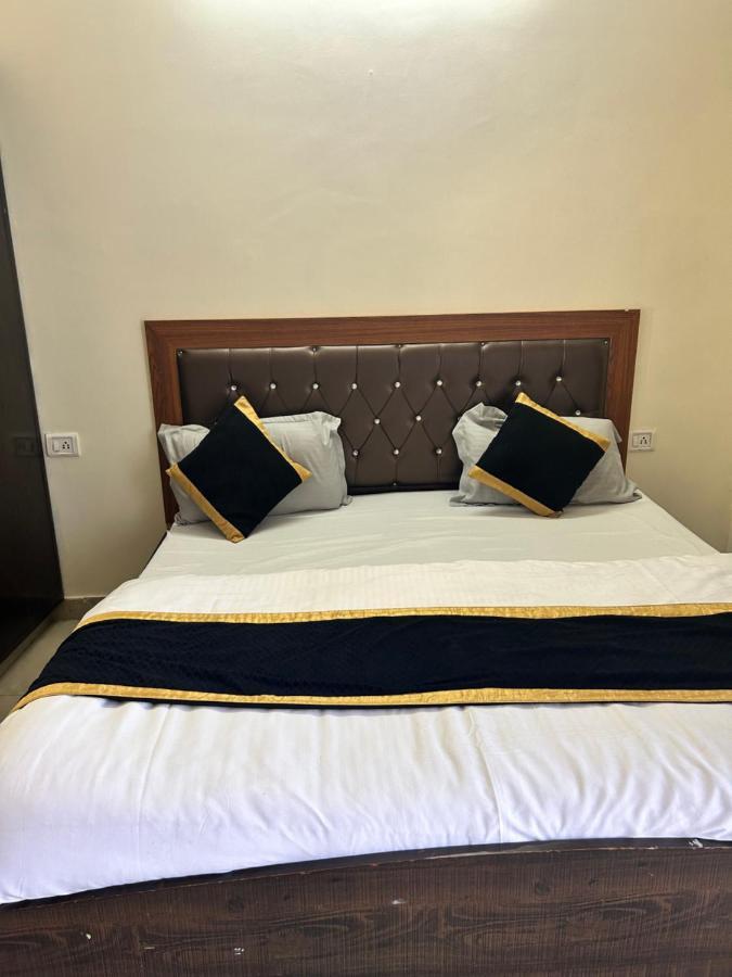 Chandra Palace Rishīkesh Extérieur photo