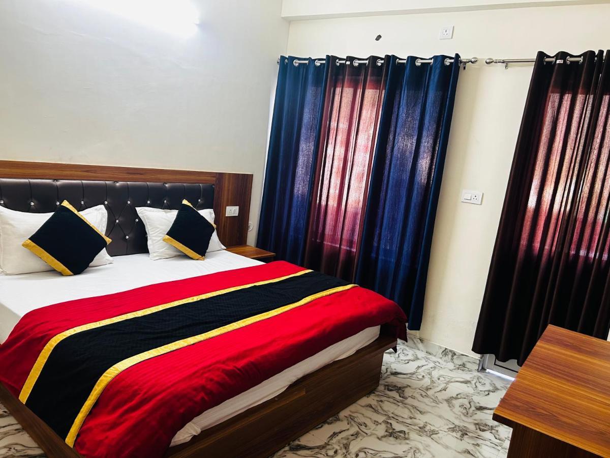 Chandra Palace Rishīkesh Extérieur photo