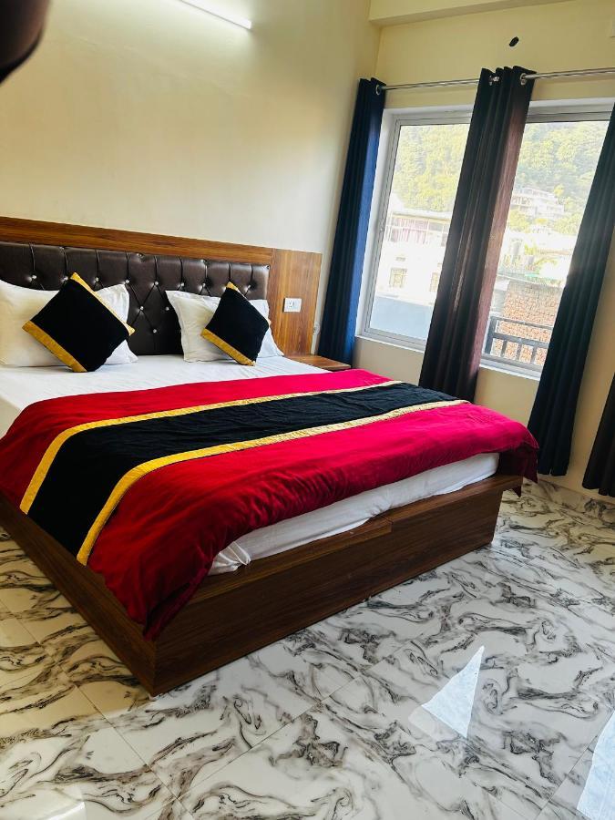 Chandra Palace Rishīkesh Extérieur photo