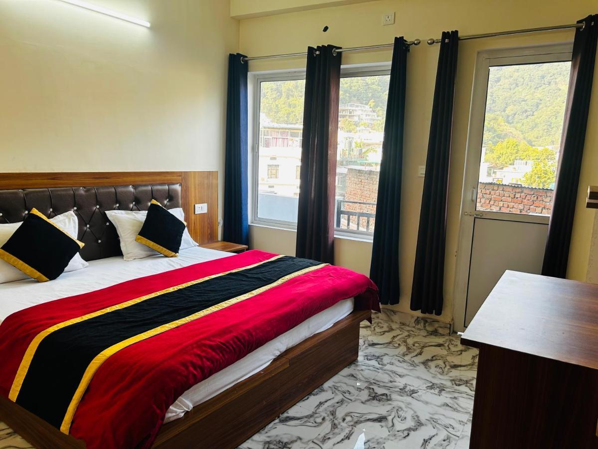 Chandra Palace Rishīkesh Extérieur photo